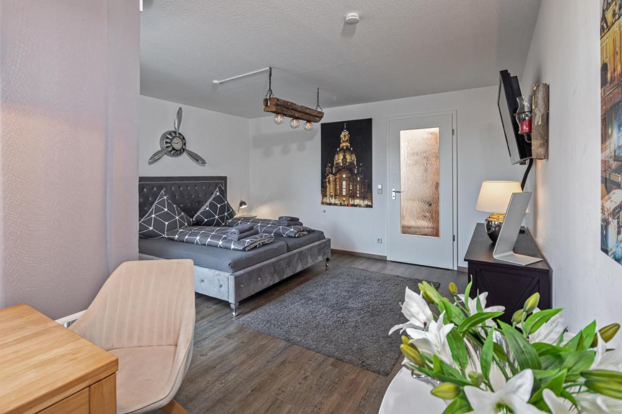 Dresden Wohnoase An Der Elbe Apartment ภายนอก รูปภาพ